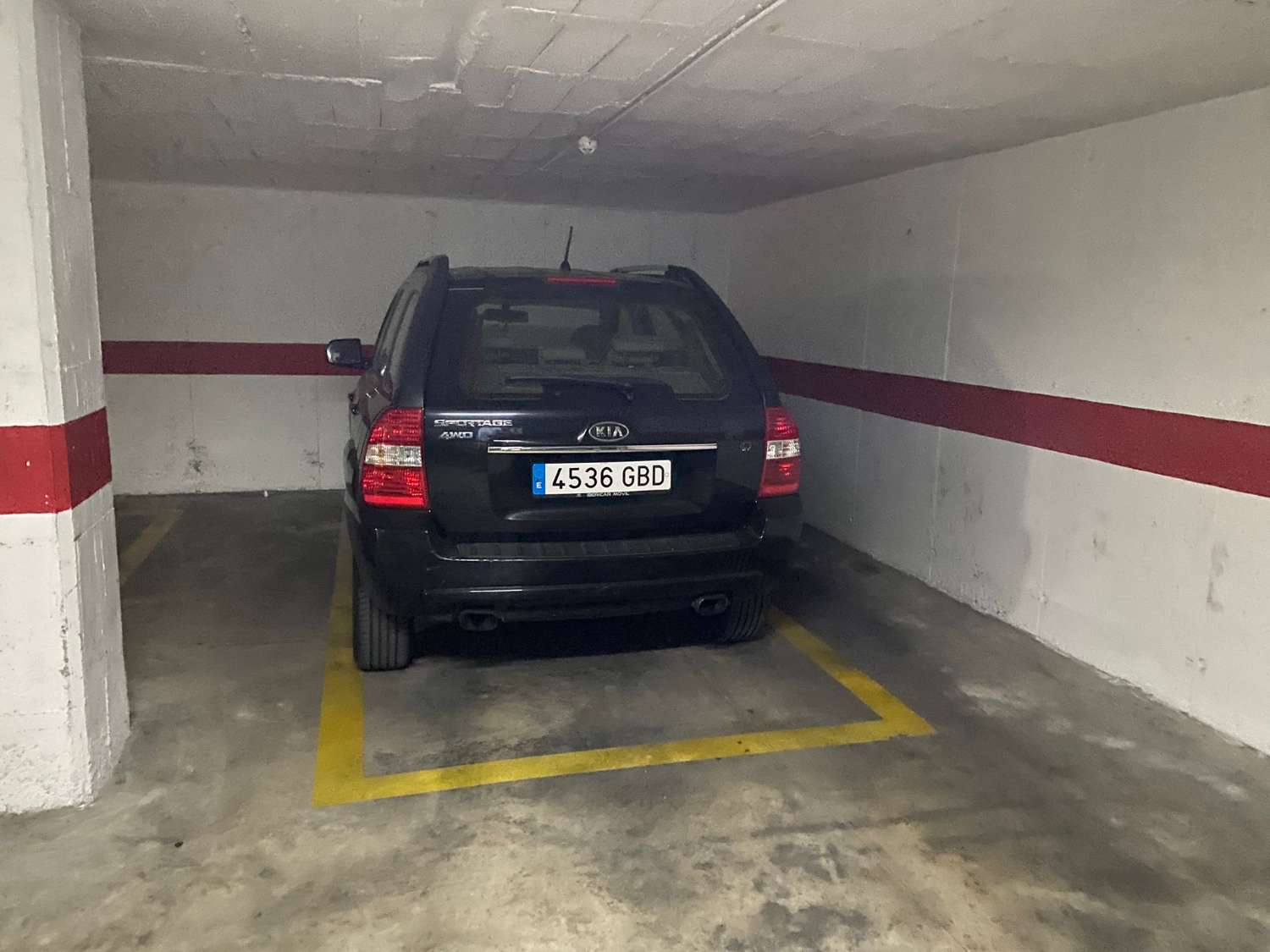 Parkeerruimte te huur in Pinillo Gardens